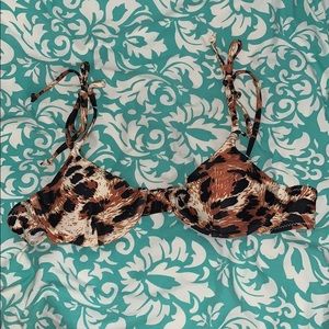 Cheetah print underwire bikini top